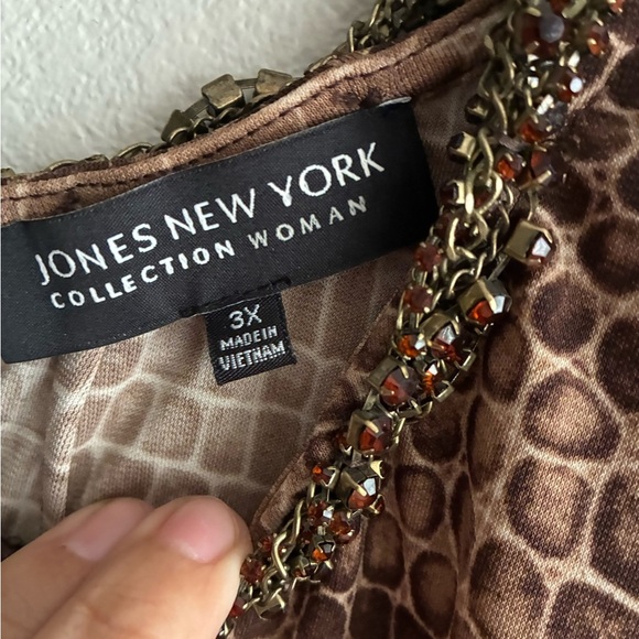 Jones New York Brown Animal Print Blouse With Rhinestones Chain NeckLine 3X - Picture 7 of 11